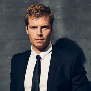 Ларсен Антон Ларсен Антон